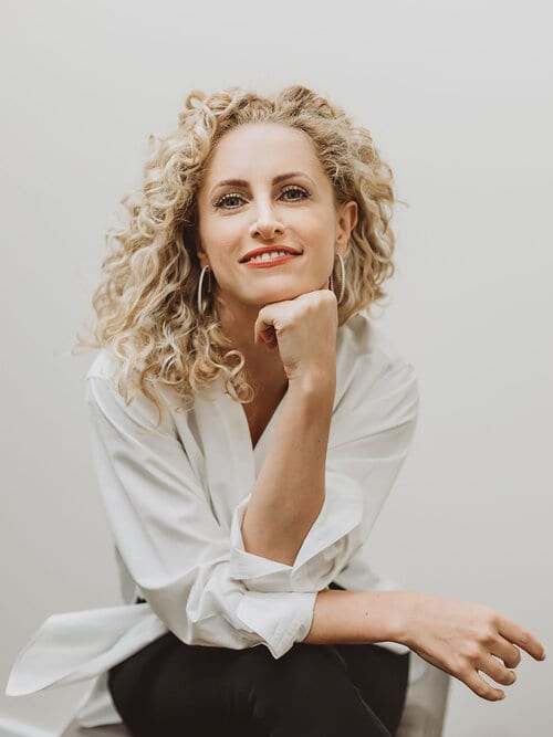Dr. Inna Vinnikov, hand on chin